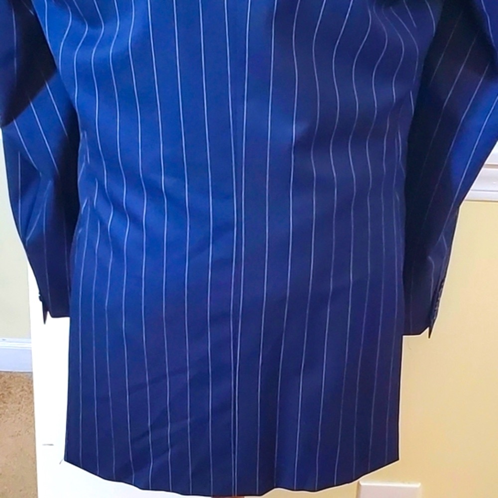 Holland & Sherry Sport Coat - Picture 5 of 16